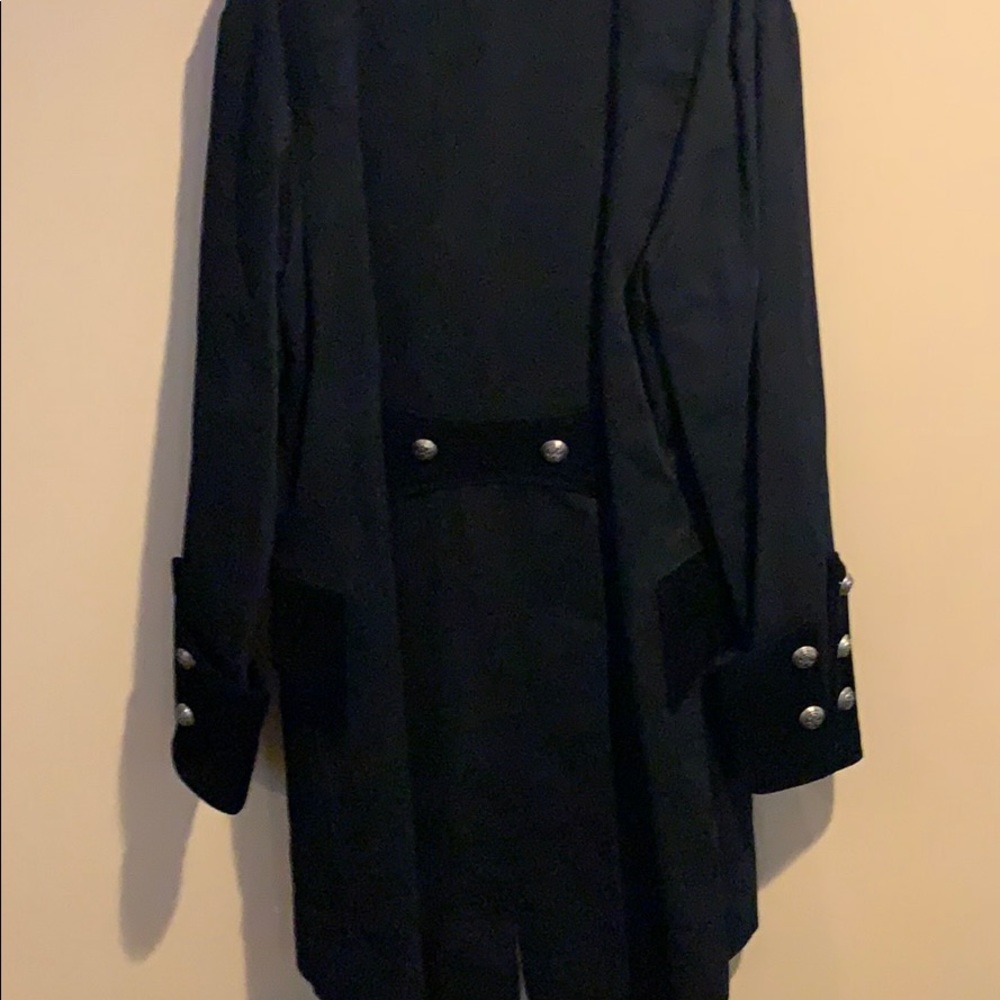 Jacket - Picture 3 of 7